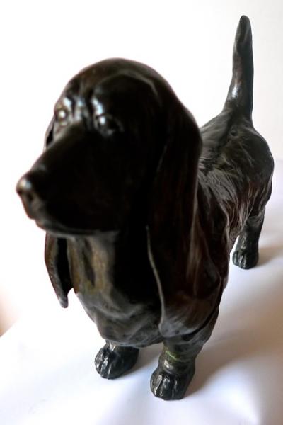 Odile de Wismes - Le Basset Hound. 18X13 cm